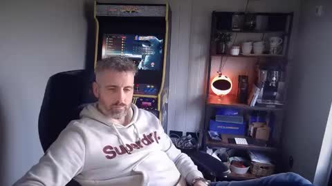 anonymousblokeuk online show from March 4, 2025, 12:55 pm