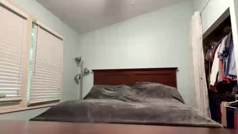 anonymousfrederick76 online show from October 17, 2025, 10:01 pm