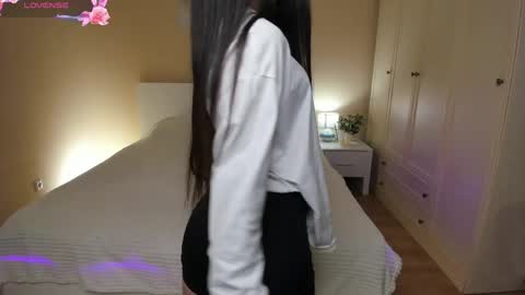 Anora  Emma online show from February 23, 2026, 7:33 pm