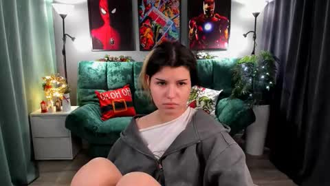 Anora online show from December 4, 2025, 6:38 pm