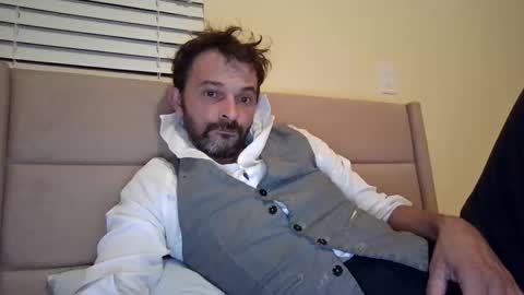 Lower chakra online show from October 14, 2025, 6:47 am