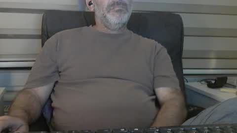 Snapshot of antheris chatting on September 10, 2025, 7:25 pm antheris online show from September 10, 2025, 7:25 pm