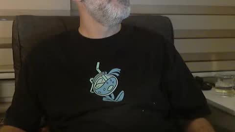 Snapshot of antheris chatting on September 13, 2025, 7:35 pm antheris online show from September 13, 2025, 7:35 pm