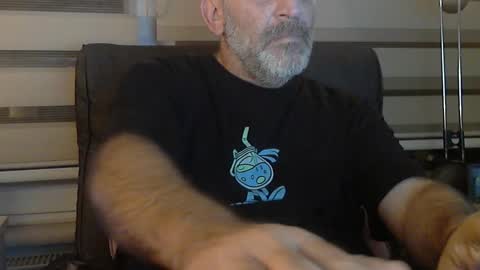 Snapshot of antheris chatting on November 5, 2025, 4:07 pm antheris online show from November 5, 2025, 4:07 pm