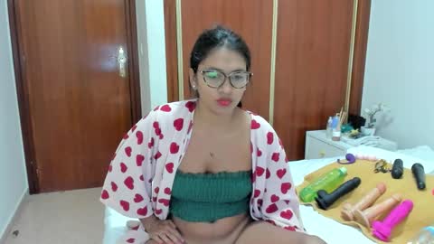anthonela_hotsex online show from October 26, 2025, 5:19 pm