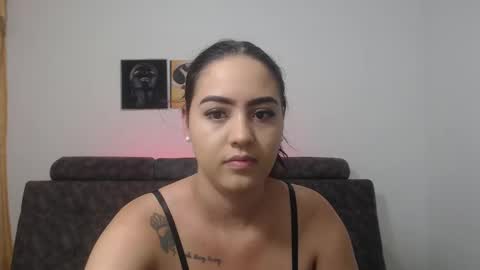 Anthonela Queen online show from March 1, 2025, 11:17 am