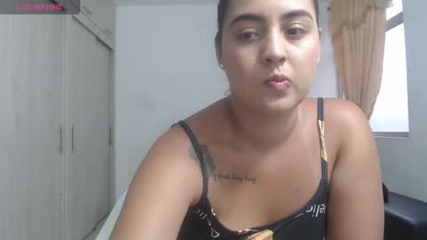 Anthonela Queen online show from November 13, 2025, 10:08 pm