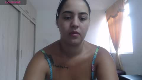 Anthonela Queen online show from November 16, 2025, 3:39 pm