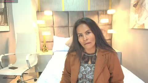 Snapshot of anthonelaa__ chatting on April 21, 2026, 8:12 pm Anthonelaa online show from April 21, 2026, 8:12 pm