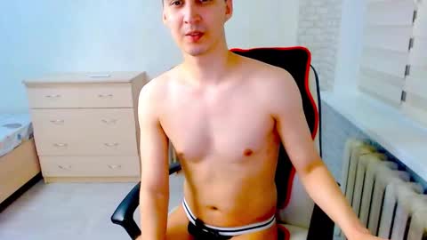 Snapshot of anthony_broown chatting on February 19, 2026, 9:33 pm anthony_broown online show from February 19, 2026, 9:33 pm