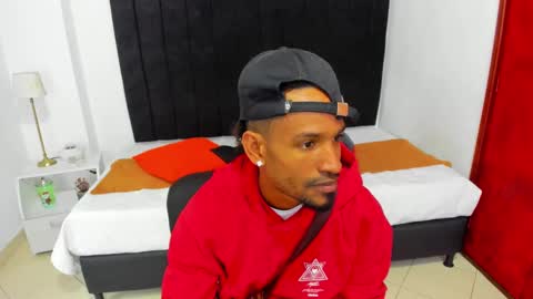 Snapshot of anthoy_wayans chatting on January 23, 2025, 12:25 am       online show from January 23, 2025, 12:25 am