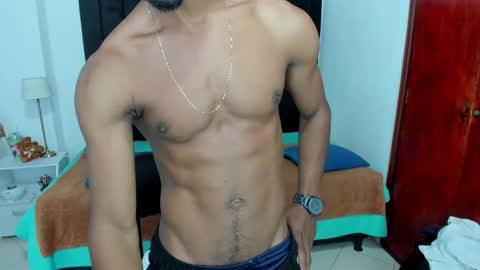 Snapshot of anthoy_wayans chatting on February 26, 2025, 12:16 am       online show from February 26, 2025, 12:16 am