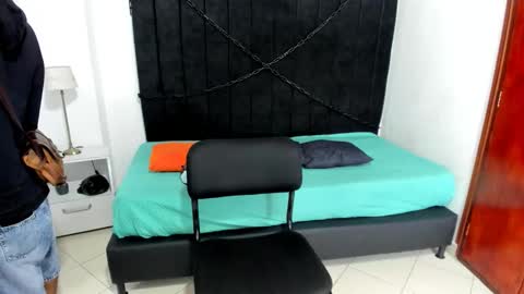 Snapshot of anthoy_wayans chatting on September 20, 2025, 12:33 am       online show from September 20, 2025, 12:33 am