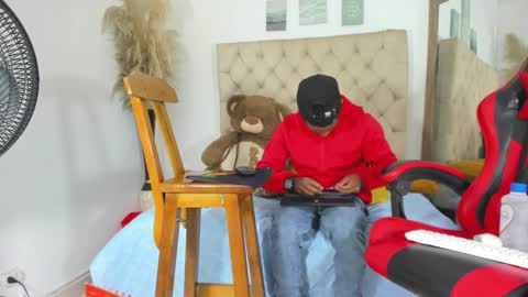 Snapshot of anthoy_wayans chatting on February 18, 2026, 1:01 am online show from February 18, 2026, 1:01 am