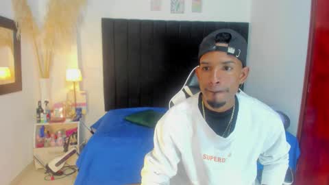 Snapshot of anthoy_wayans chatting on February 21, 2026, 2:01 am online show from February 21, 2026, 2:01 am