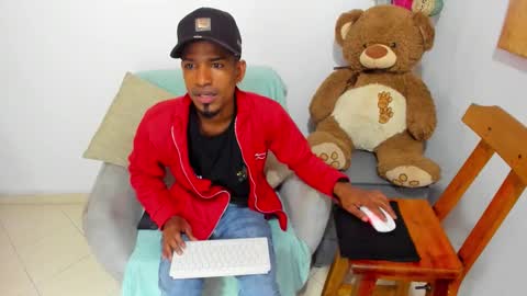 Snapshot of anthoy_wayans chatting on March 6, 2026, 1:02 am online show from March 6, 2026, 1:02 am