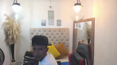 Snapshot of anthoy_wayans chatting on March 16, 2026, 12:49 am online show from March 16, 2026, 12:49 am