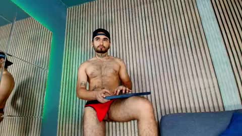 Snapshot of antoinemoretti chatting on October 15, 2025, 11:05 pm antoinemoretti online show from October 15, 2025, 11:05 pm