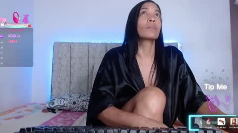 Antonela online show from June 9, 2026, 5:24 pm