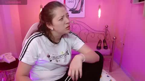 antonella_delgado online show from February 26, 2026, 2:54 am