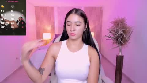 Snapshot of antonella_grayy chatting on November 10, 2025, 11:09 am Antonella Grayy online show from November 10, 2025, 11:09 am