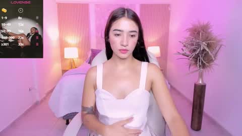 Snapshot of antonella_grayy chatting on November 11, 2025, 10:59 am Antonella Grayy online show from November 11, 2025, 10:59 am