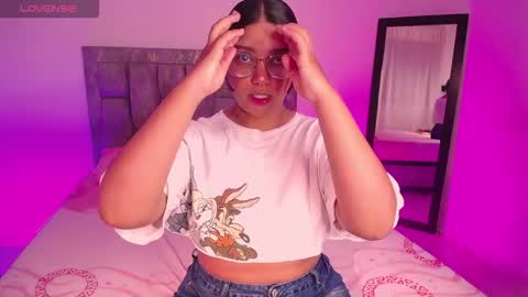 Antonella online show from November 1, 2025, 9:17 pm