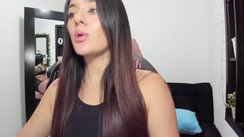 Snapshot of antonella_naughty1 chatting on January 27, 2025, 1:52 pm antonella online show from January 27, 2025, 1:52 pm