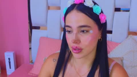 Snapshot of antonellaa_hanks chatting on December 27, 2024, 1:39 pm online show from December 27, 2024, 1:39 pm