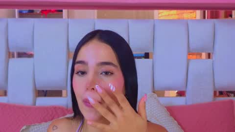 Snapshot of antonellaa_hanks chatting on January 7, 2025, 1:24 pm online show from January 7, 2025, 1:24 pm