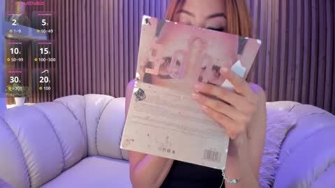 Antonella online show from September 9, 2025, 3:28 am