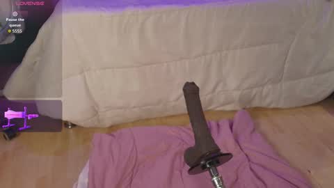 Antonella online show from October 30, 2025, 3:30 am