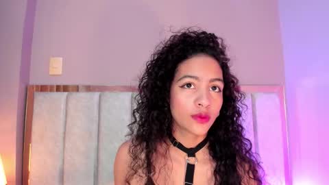 Snapshot of antonellahall_ chatting on November 22, 2025, 12:37 pm AntonellaHall online show from November 22, 2025, 12:37 pm