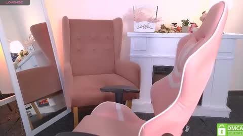 Snapshot of antonia_ferrero chatting on October 5, 2025, 6:56 am antonia_ferrero online show from October 5, 2025, 6:56 am