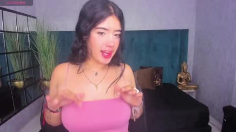 Snapshot of antoniajblair chatting on April 8, 2026, 11:21 am A N T O N I A online show from April 8, 2026, 11:21 am