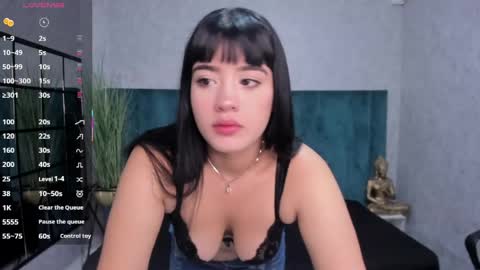Snapshot of antoniajblair chatting on April 20, 2026, 11:35 am A N T O N I A online show from April 20, 2026, 11:35 am