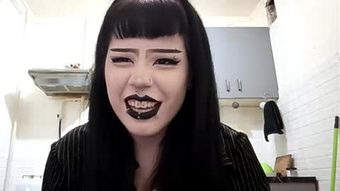 Antonia online show from February 20, 2026, 3:01 pm