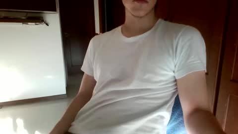 Snapshot of antonio_ricci chatting on January 23, 2025, 10:11 pm antonio_ricci online show from January 23, 2025, 10:11 pm