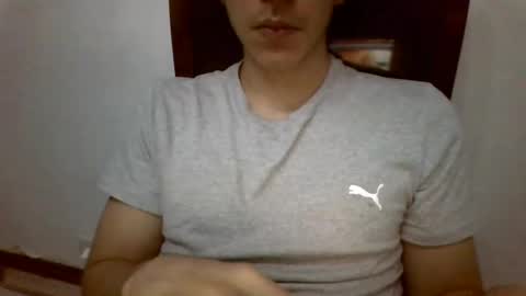 Snapshot of antonio_ricci chatting on February 16, 2025, 5:37 am antonio_ricci online show from February 16, 2025, 5:37 am