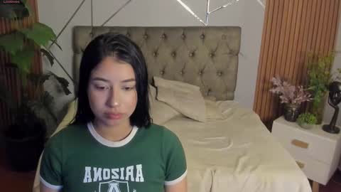 Snapshot of antonnellae chatting on October 25, 2025, 8:22 am Antonella online show from October 25, 2025, 8:22 am