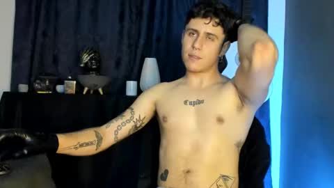 antonnello_ online show from October 26, 2025, 11:42 pm