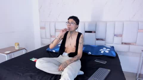 Snapshot of antony_d_ossa chatting on April 28, 2026, 8:03 pm antony_d_ossa online show from April 28, 2026, 8:03 pm