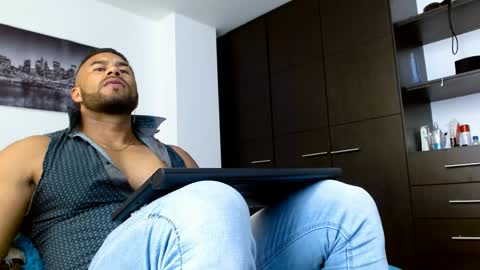 ANTONY D ANGELO online show from January 12, 2025, 7:21 pm