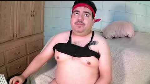 AnuarFox online show from November 15, 2025, 9:32 pm