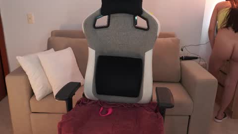 anya online show from March 26, 2026, 8:03 pm