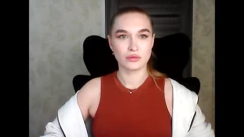 Snapshot of anyasmack chatting on November 26, 2025, 4:52 pm AnyaSmack online show from November 26, 2025, 4:52 pm