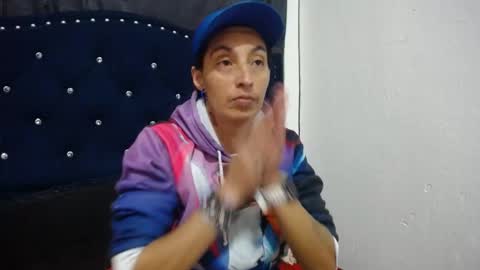 Snapshot of anyu_1306 chatting on December 28, 2024, 9:52 am anyu online show from December 28, 2024, 9:52 am