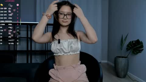 Sofia online show from April 12, 2026, 3:28 pm