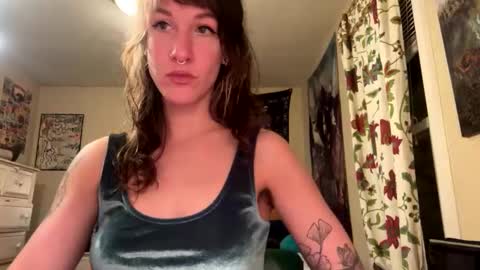 ApacheRose online show from February 10, 2025, 5:25 am