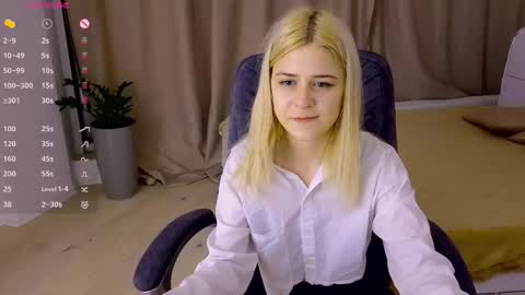 ApheliaStar online show from January 8, 2026, 3:58 pm